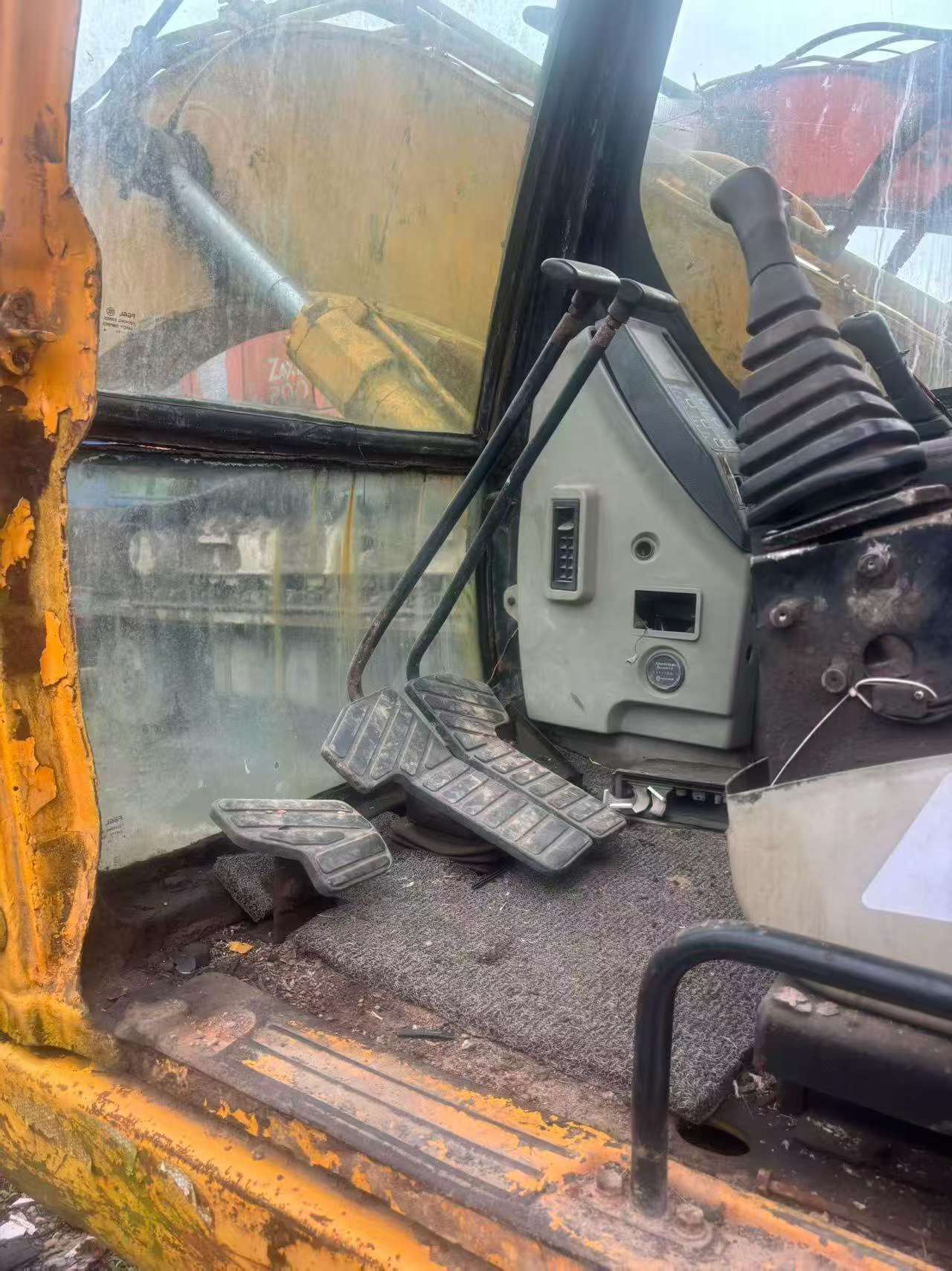 Buy Hyundai R150-7 Used Excavator / 3
