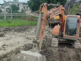 Buy Doosan DX75 Used Excavator / 3 Buy Doosan DX75 Used Excavator / 3