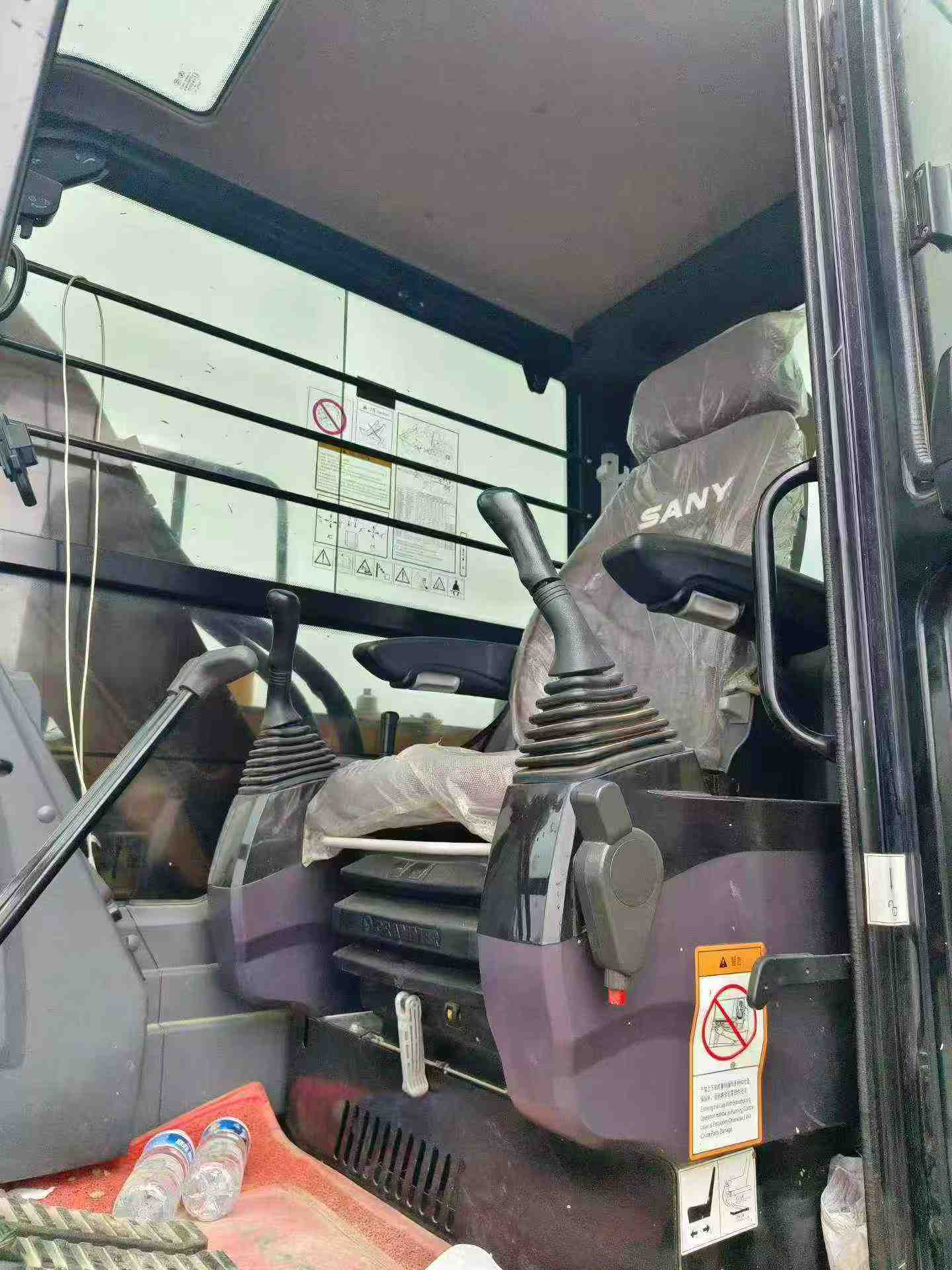 Compre Excavadora Sany SY75 Usada / 5