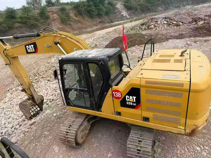 Buy Caterpillar 320GC Used Excavator / 1