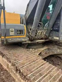 Buy JohnDeere E210 Used Excavator / 9 Buy JohnDeere E210 Used Excavator / 9