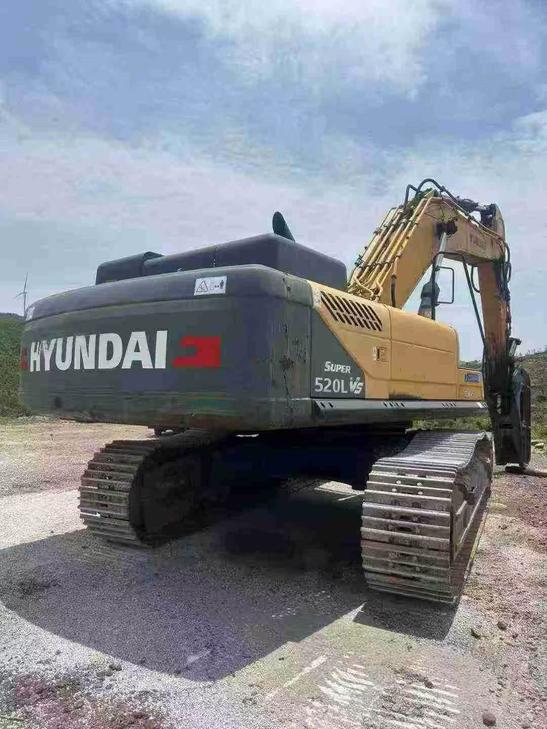 Buy Hyundai R485LVS Used Excavator / 1