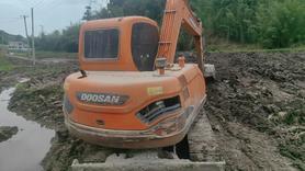 Buy Doosan DX75 Used Excavator / 2 Buy Doosan DX75 Used Excavator / 2