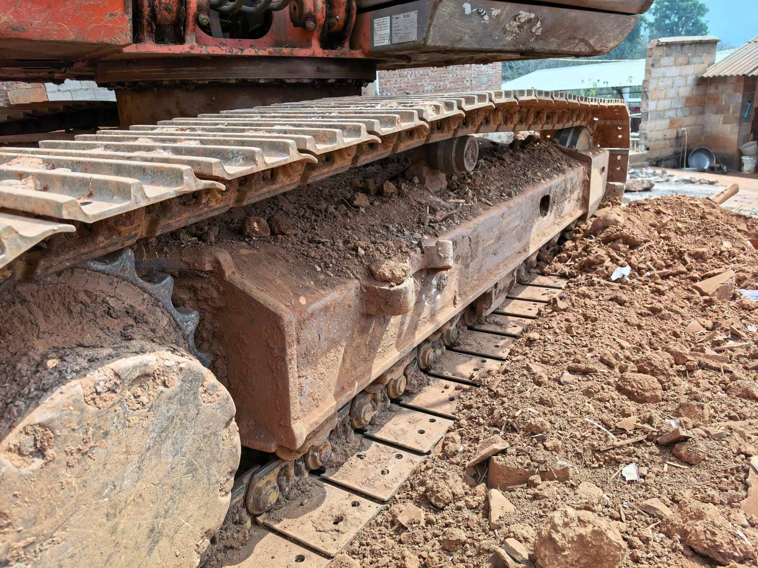 Купить Подержанный Экскаватор Hitachi EX130 / 5