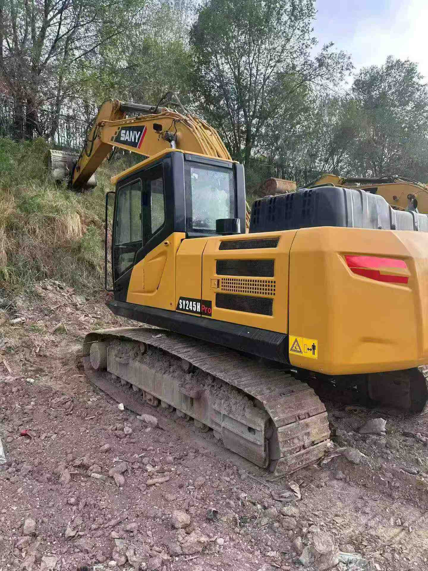 Buy Sany SY225C Used Excavator / 9