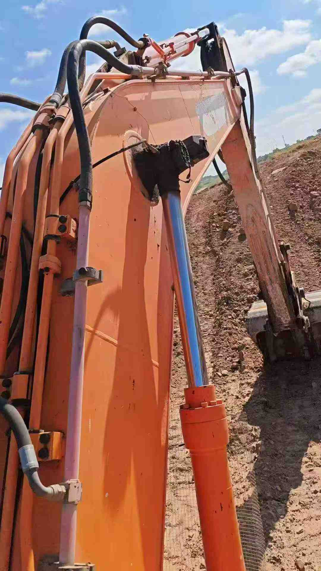 Buy Doosan DH215-7 Used Excavator / 5