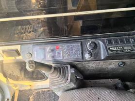 Buy Kato 820-3SP Used Excavator / 5 Buy Kato 820-3SP Used Excavator / 5