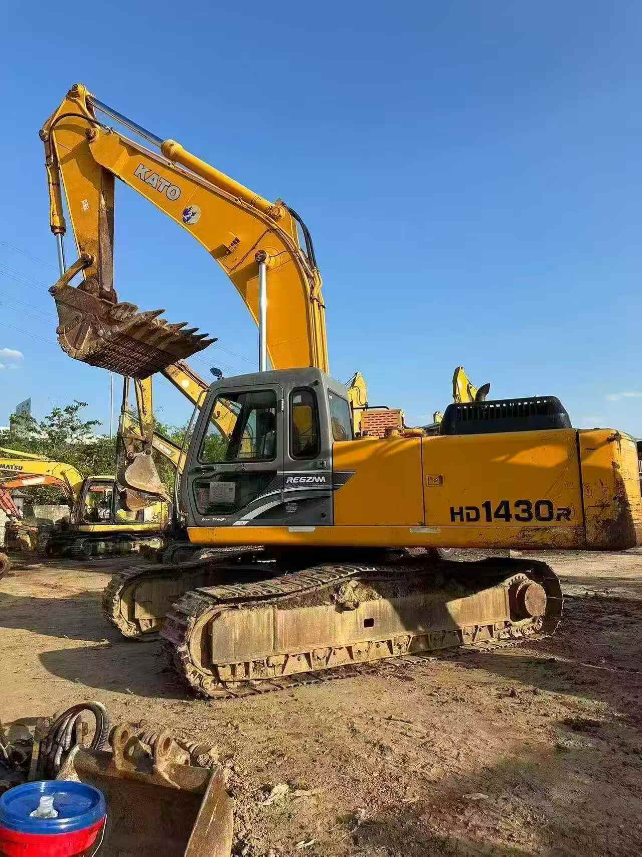 Buy Kato HD1430R Used Excavator / 3