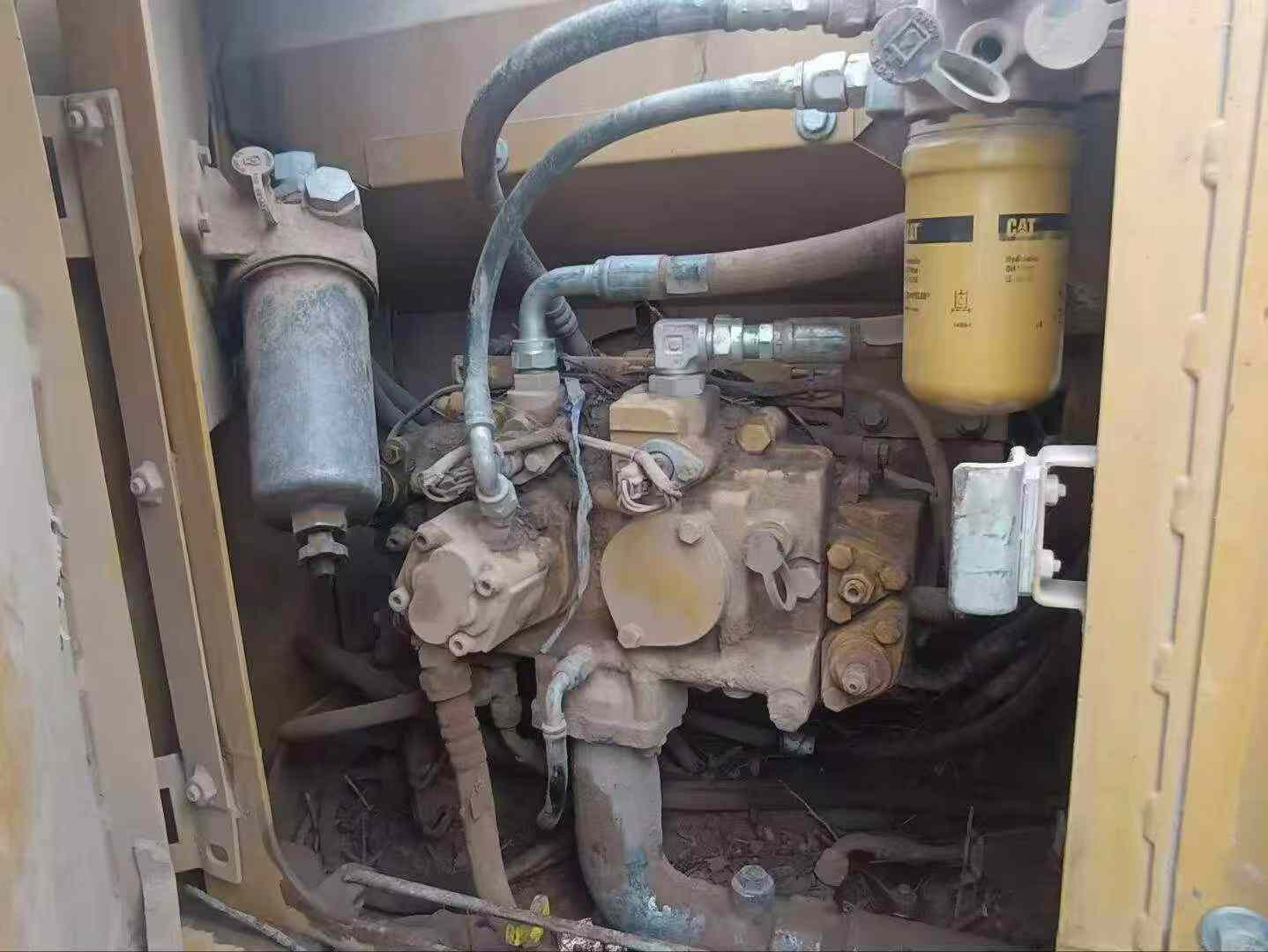 Compre Excavadora Caterpillar 313D Usada / 8