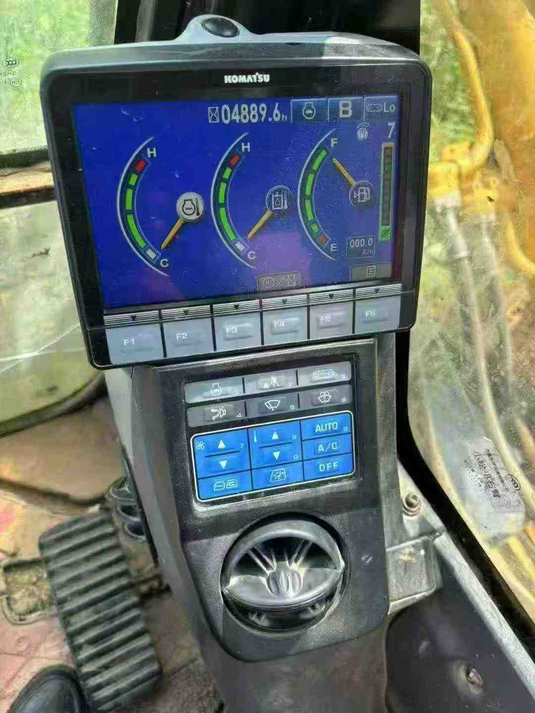 Купить Подержанный Экскаватор Komatsu PC40-2 / 2