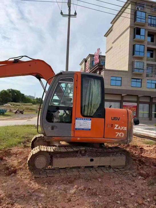Buy Hitachi ZX70-6 Used Excavator / 1