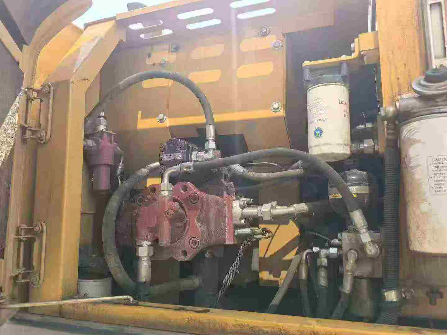 Compre Excavadora XCMG XE150 Usada / 6