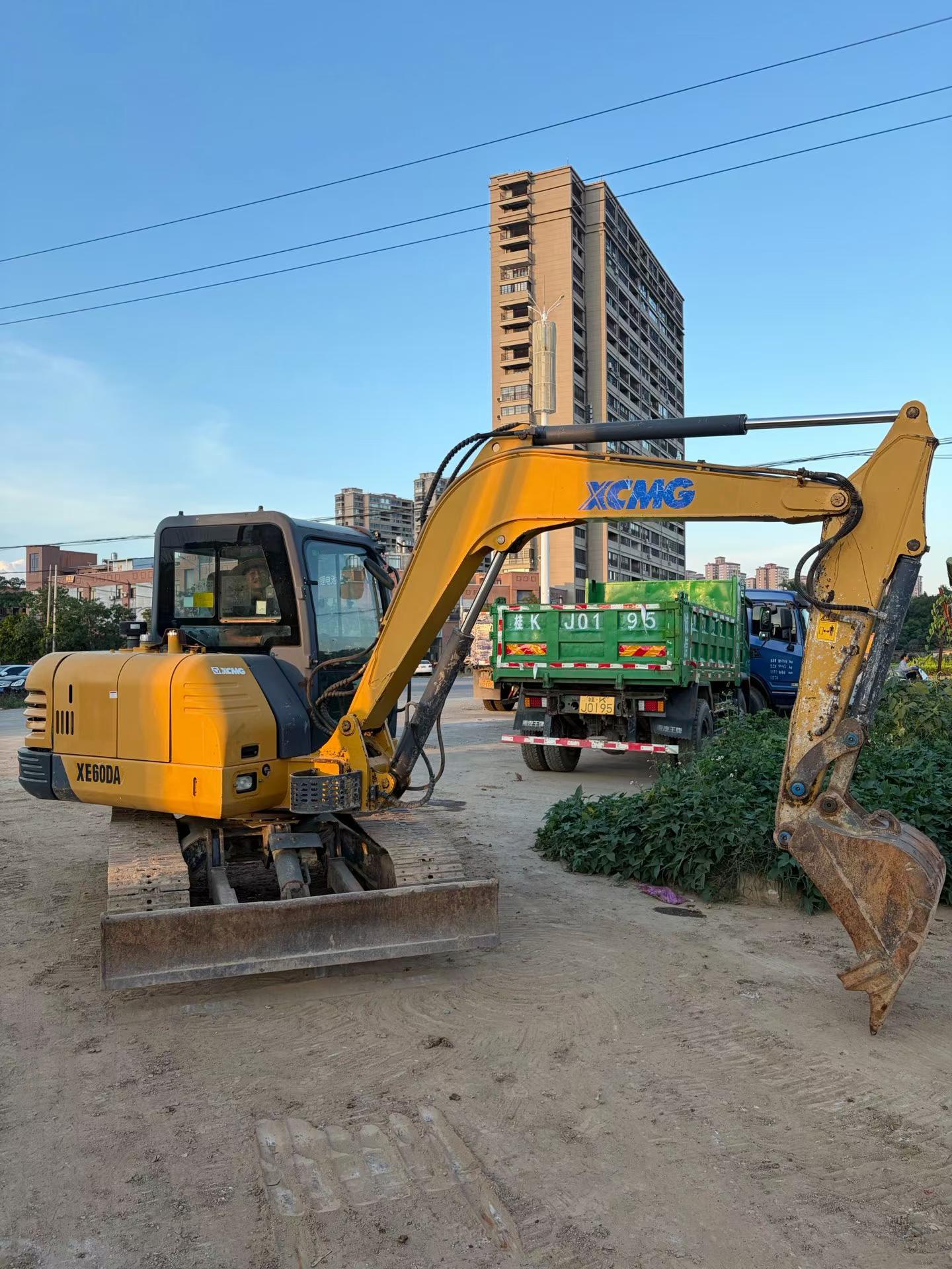 Buy XCMG XE55D Used Excavator / 5