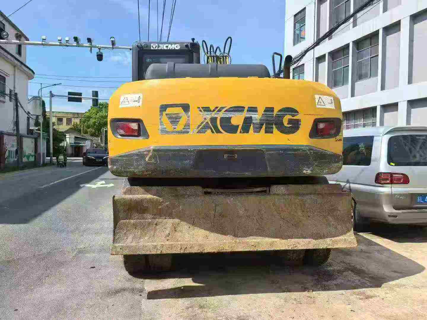 Compre Excavadora XCMG XE150 Usada / 3