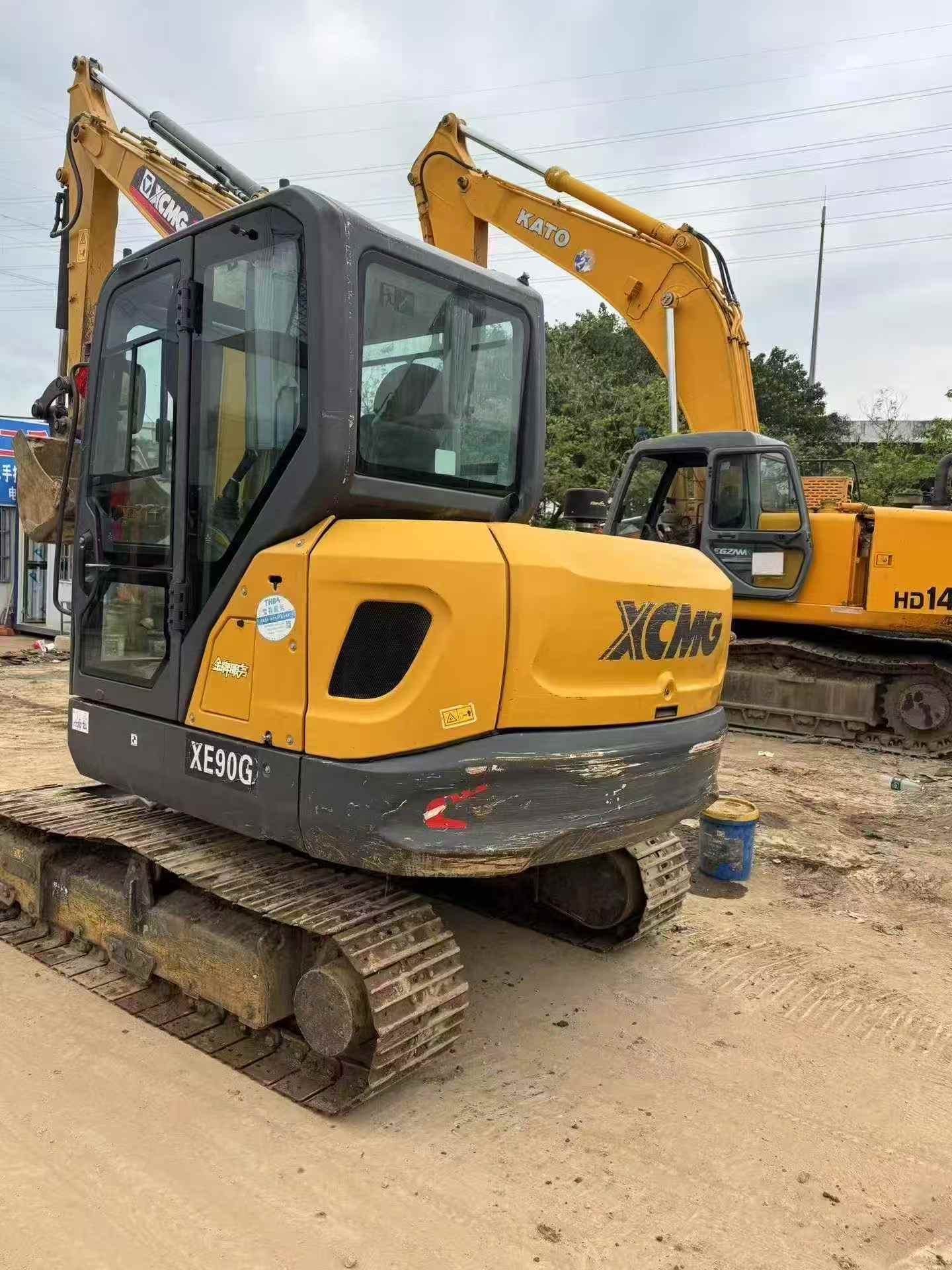 Купить Подержанный Экскаватор XCMG XE60 / 5