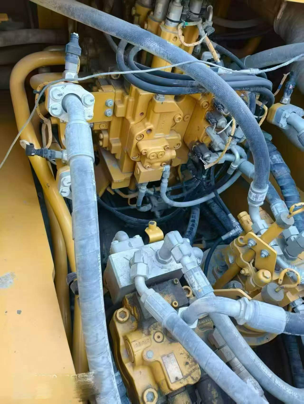 Buy Caterpillar 349E Used Excavator / 3