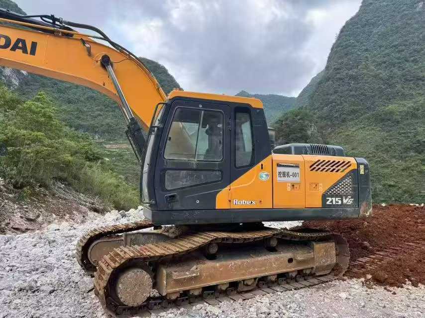 Buy Hyundai R215-7 Used Excavator / 3