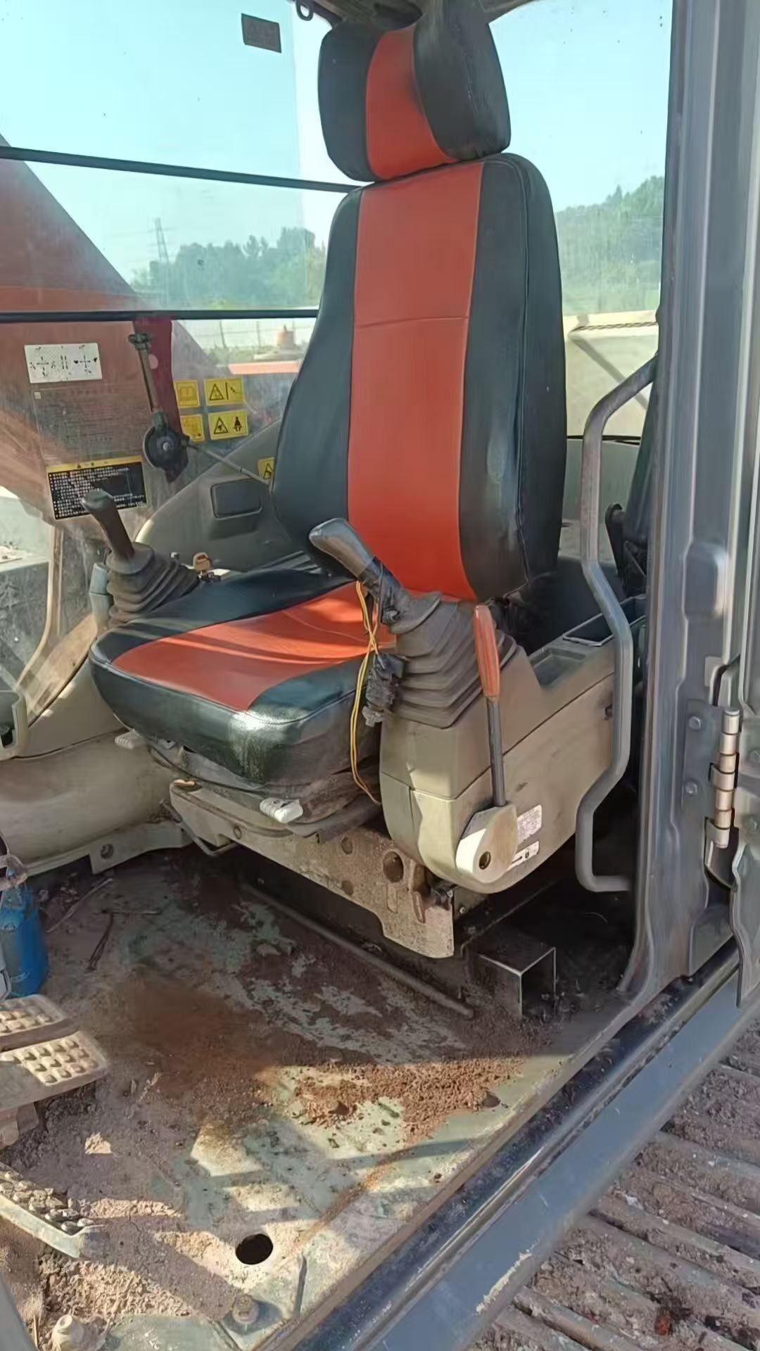 Buy Hitachi ZW250 Used Excavator / 9