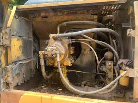 Buy Caterpillar 320V2 Used Excavator / 6 Buy Caterpillar 320V2 Used Excavator / 6