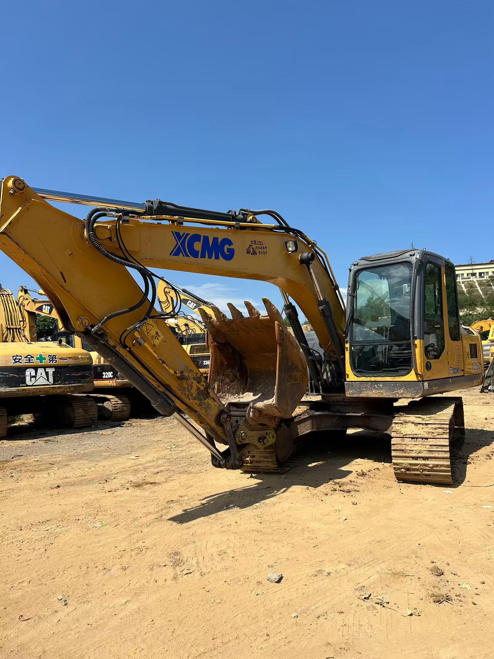 Buy XCMG XE150 Used Excavator / 3