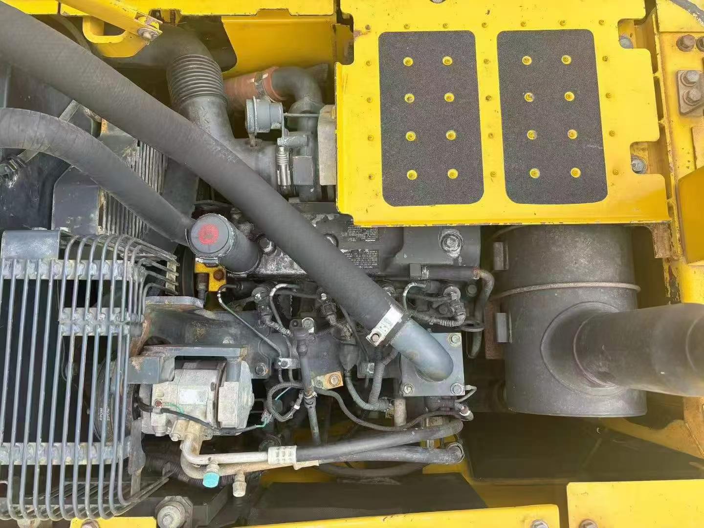 Buy Komatsu PC120-8 Used Excavator / 5