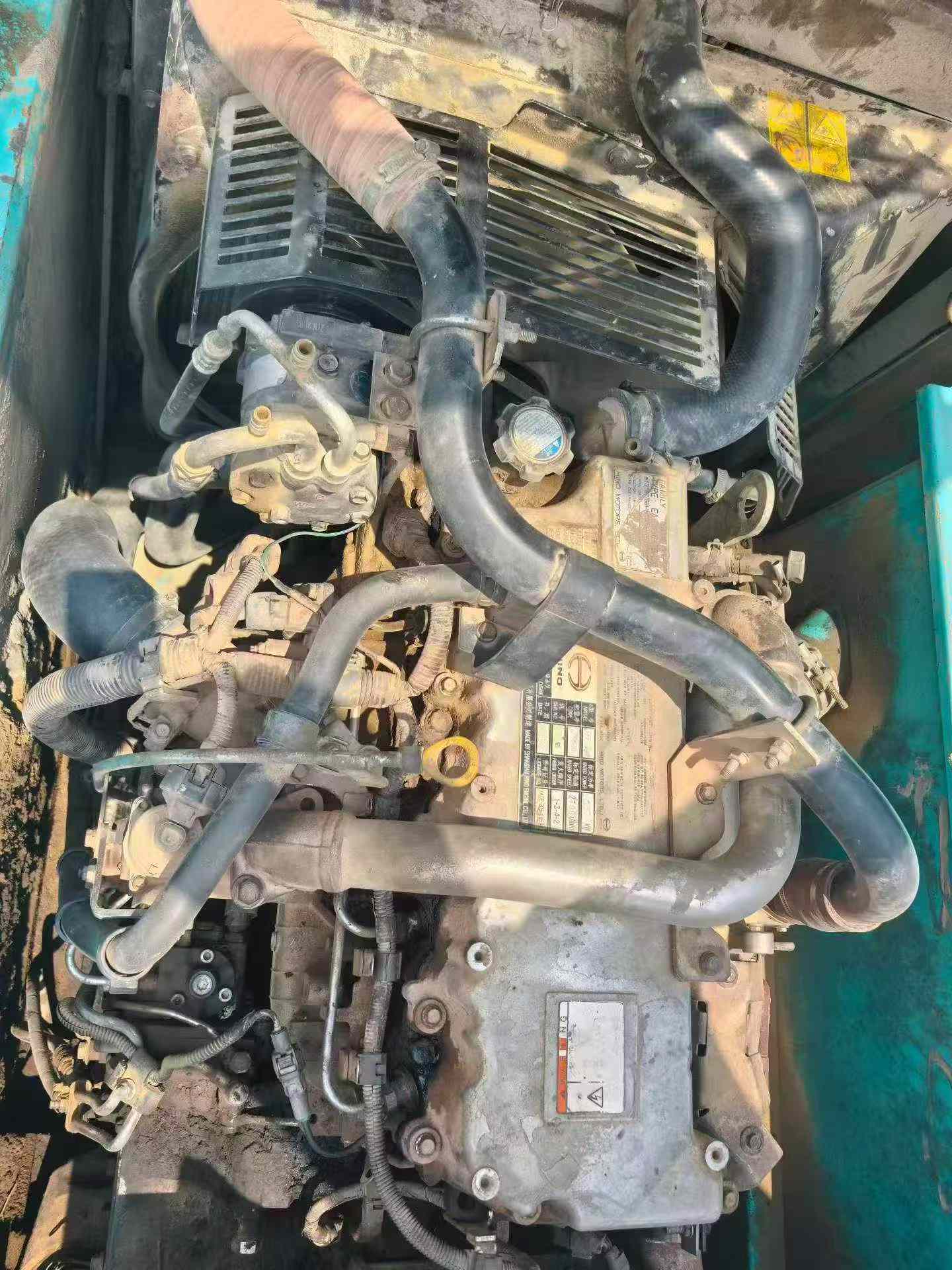 Buy Kobelco SK200 Used Excavator / 3