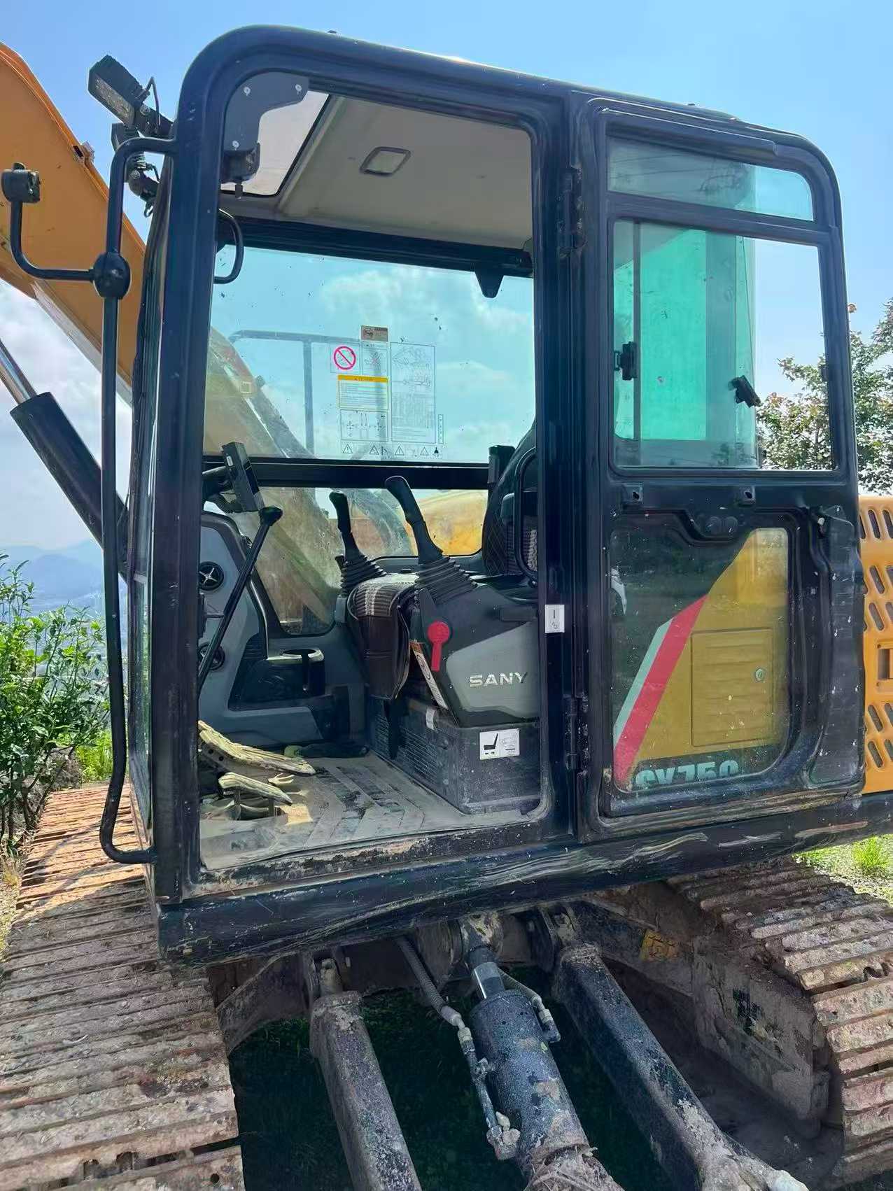 Buy Sany SY75 Used Excavator / 2
