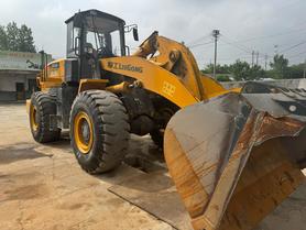 Buy LiuGong CLG855N Used Loader / 2 Buy LiuGong CLG855N Used Loader / 2