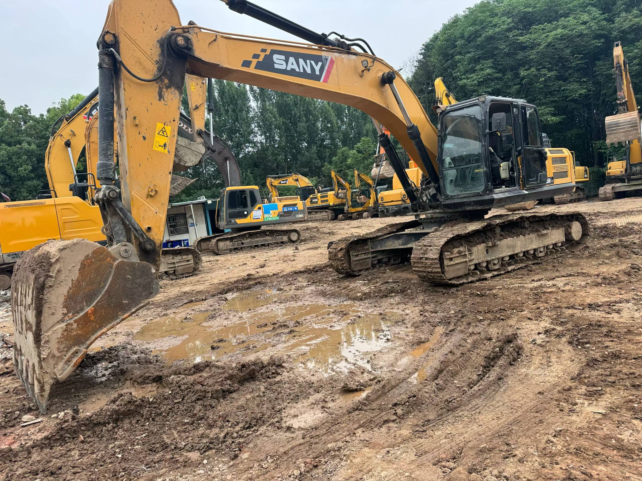 Buy Sany SY245H Used Excavator / 4