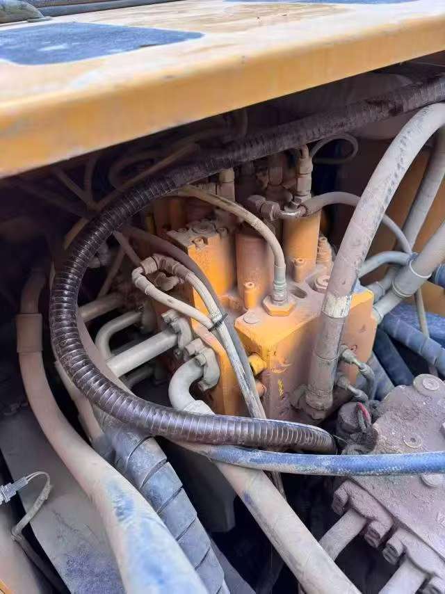 Buy Hyundai R215-7 Used Excavator / 6