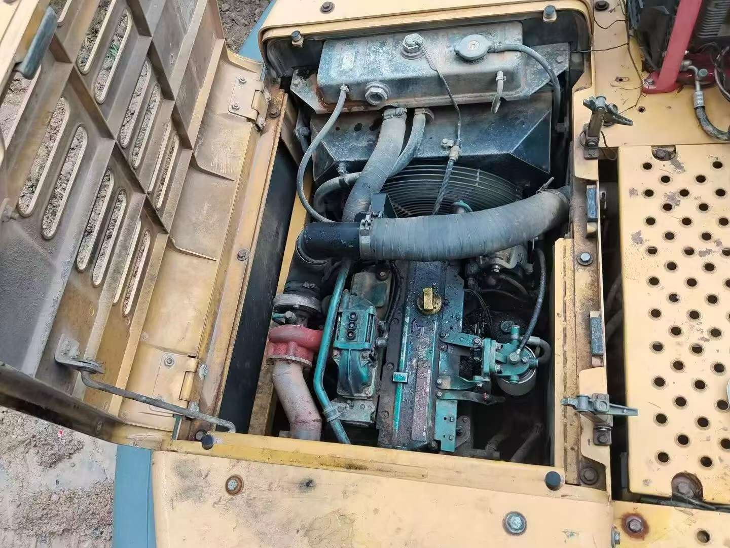 Buy Volvo EC140 Used Excavator / 4