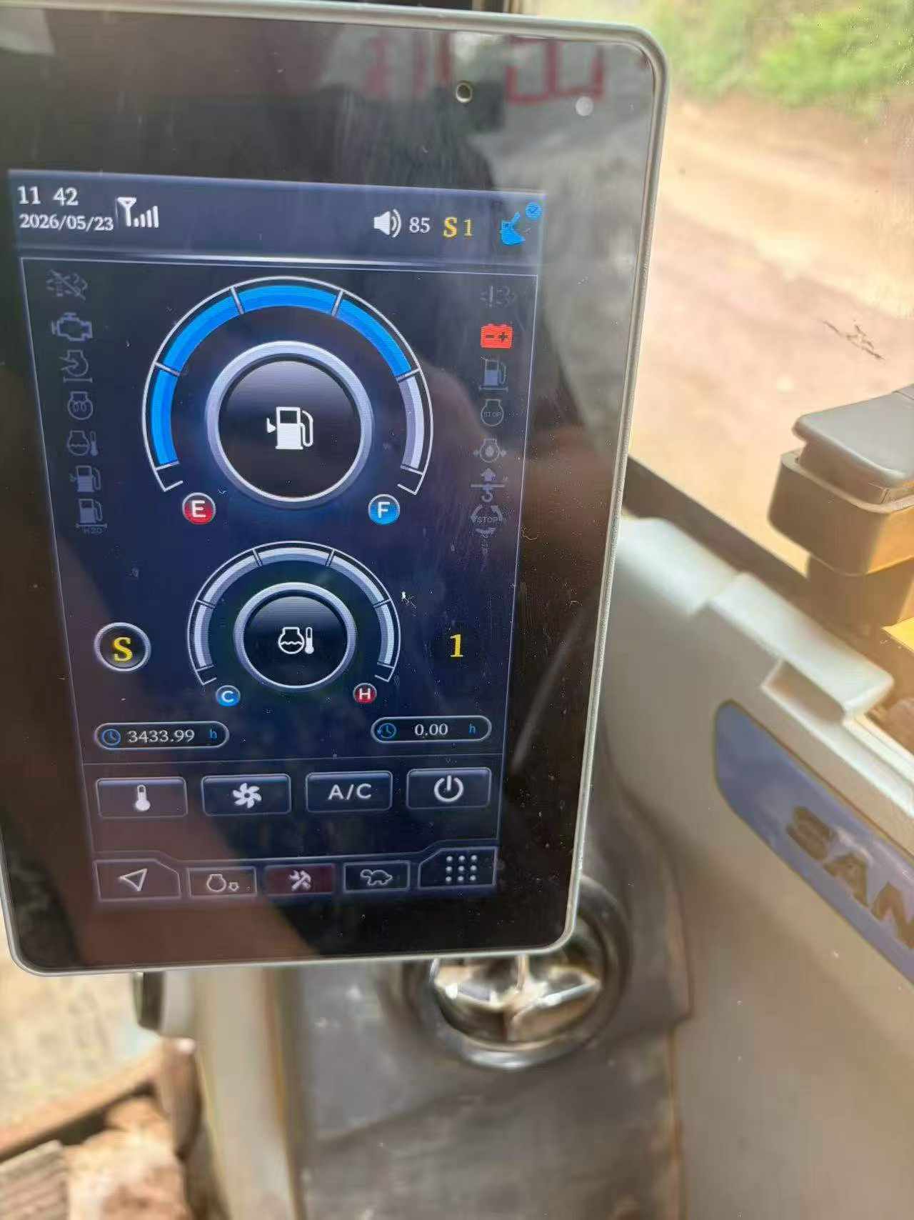 Compre Excavadora Sany SY55 Usada / 6