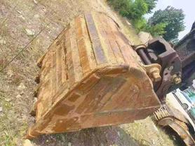 Buy Kobelco SK210 Used Excavator / 9 Buy Kobelco SK210 Used Excavator / 9