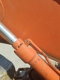 Buy Hitachi EX200 Used Excavator / 2 Buy Hitachi EX200 Used Excavator / 2