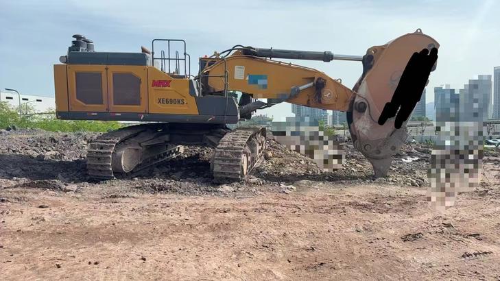 Buy XCMG XE690DK Used Excavator / 1