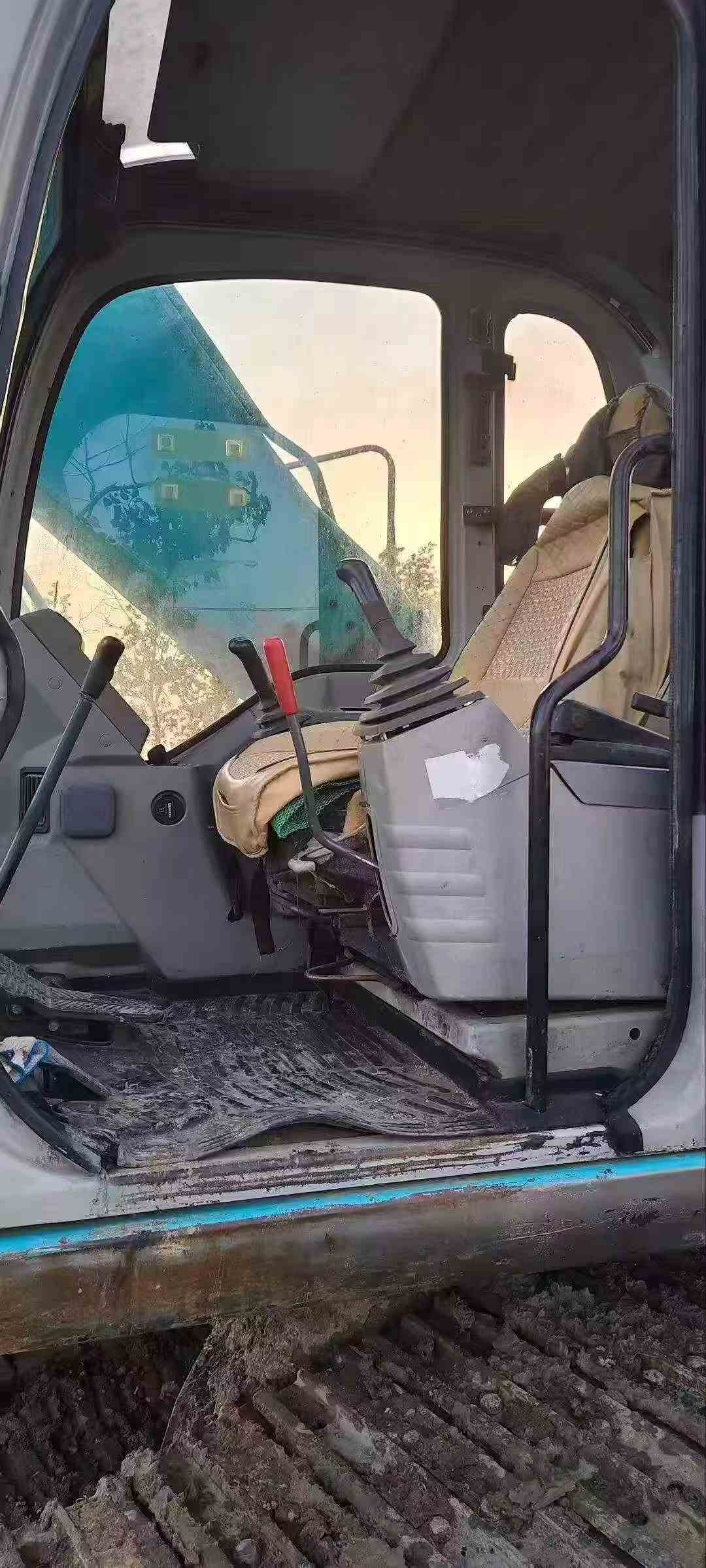 Buy Kobelco SK200-9 Used Excavator / 5