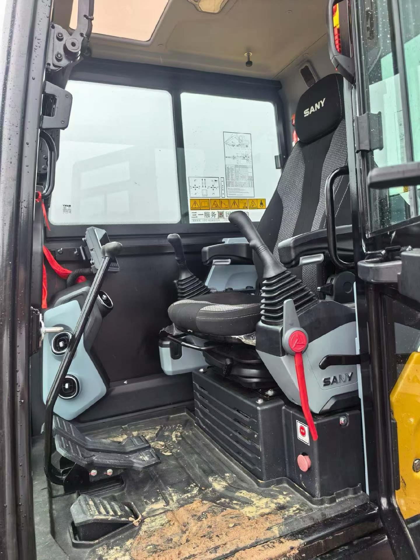 Buy Sany SY55 Used Excavator / 5