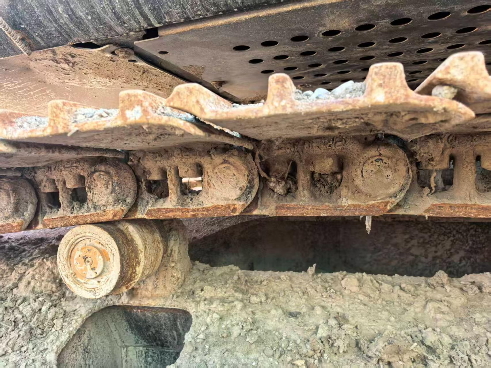 Купить Подержанный Экскаватор Hitachi EX210 / 6