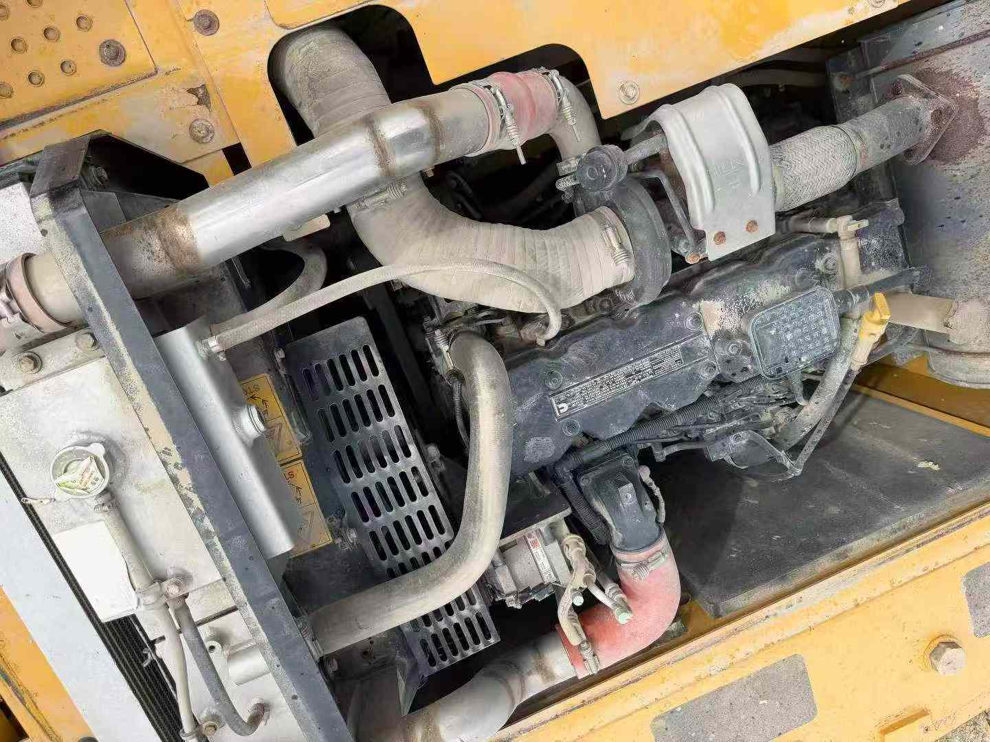 Compre Excavadora XCMG XE205DA Usada / 8