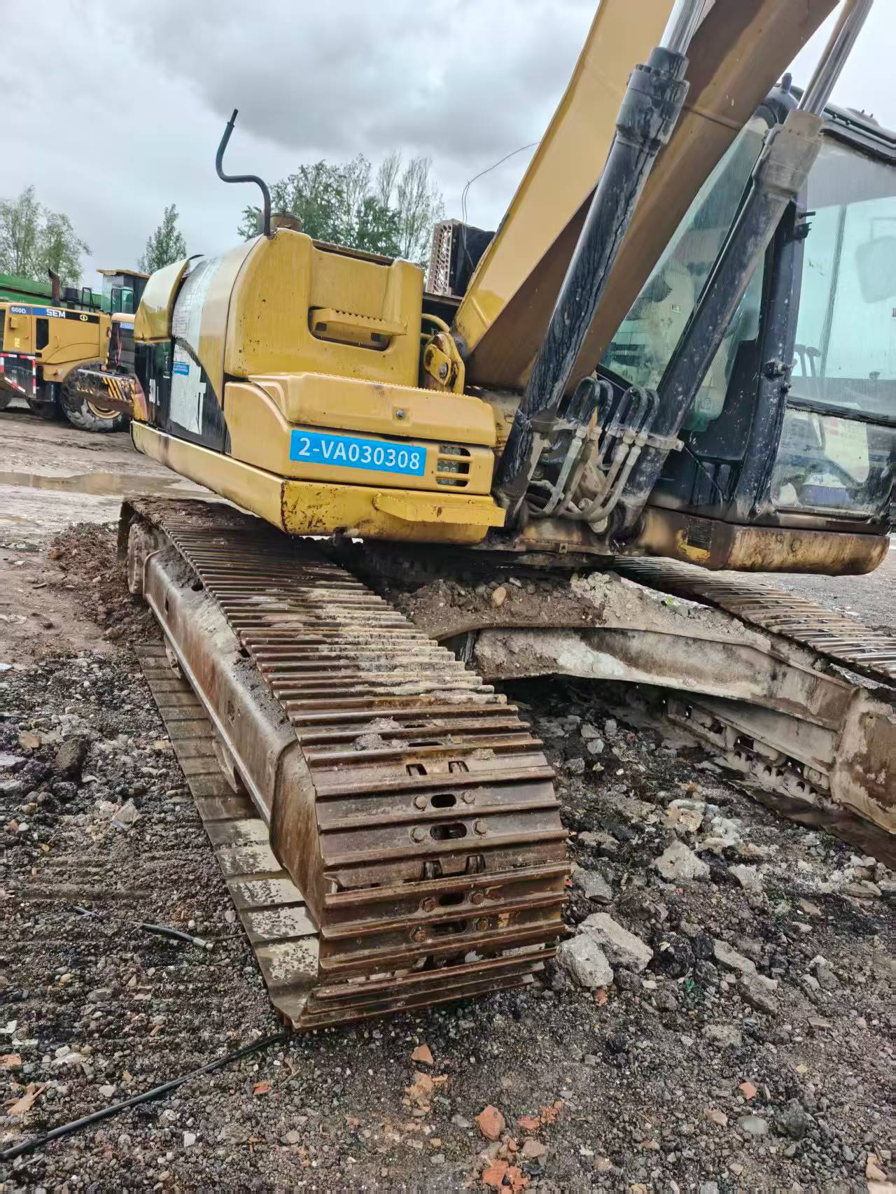 Купить Caterpillar 323 Подержанный Экскаватор