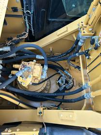 Buy Caterpillar 330B Used Excavator / 4 Buy Caterpillar 330B Used Excavator / 4