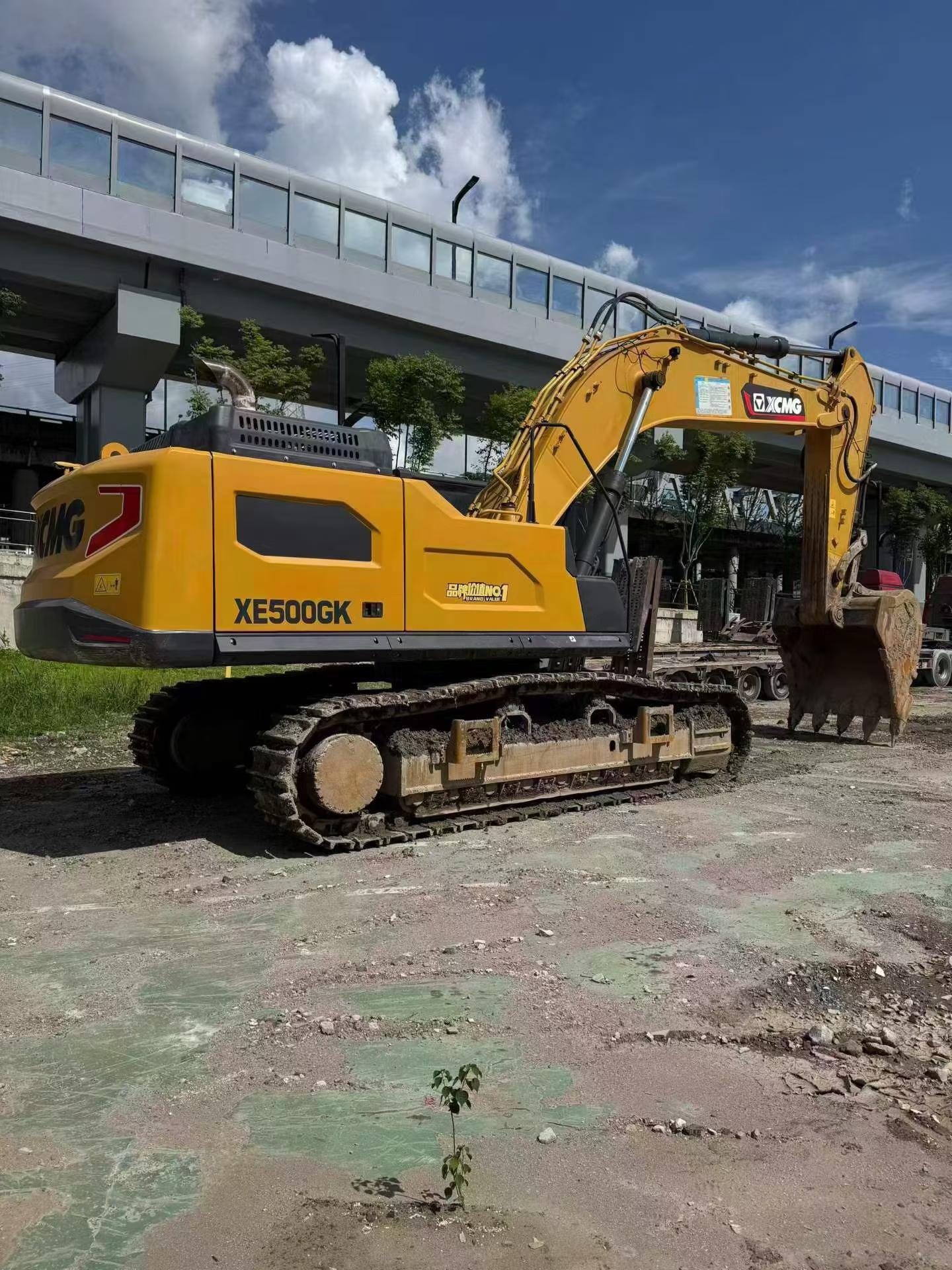 Buy XCMG XE500C Used Excavator / 3