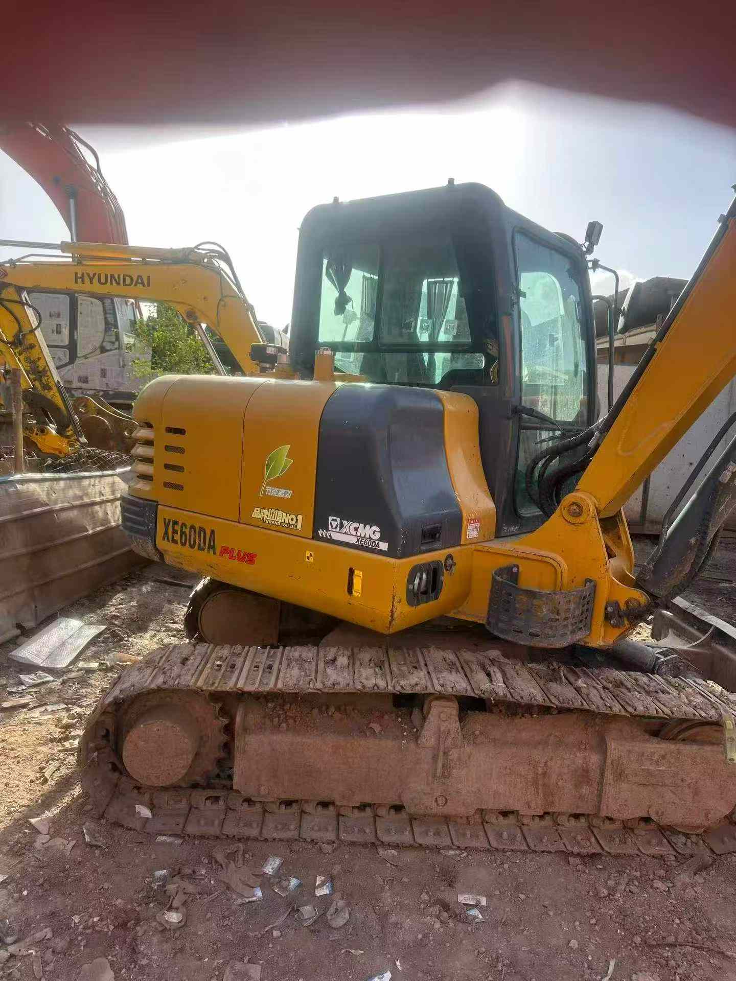 Compre Excavadora XCMG XE60 Usada / 8