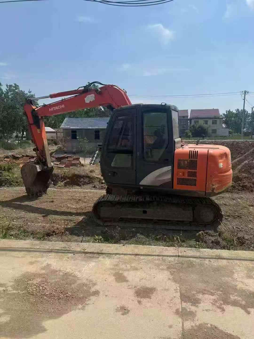 Купить Hitachi EX70 Подержанный Экскаватор