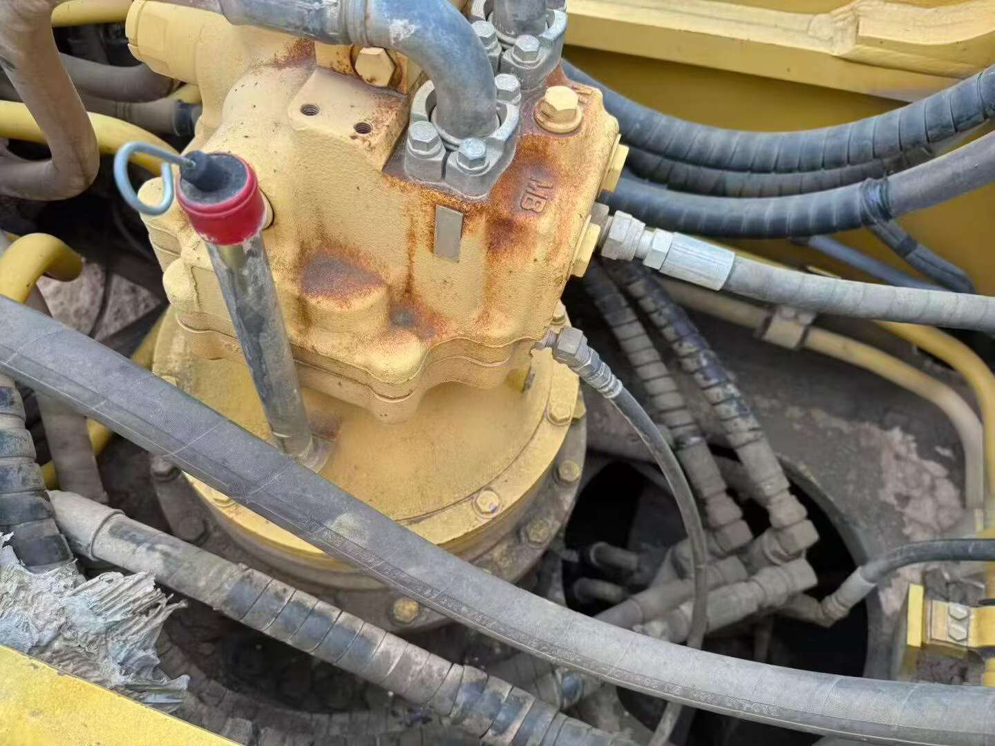 Buy Komatsu PC300 Used Excavator / 3