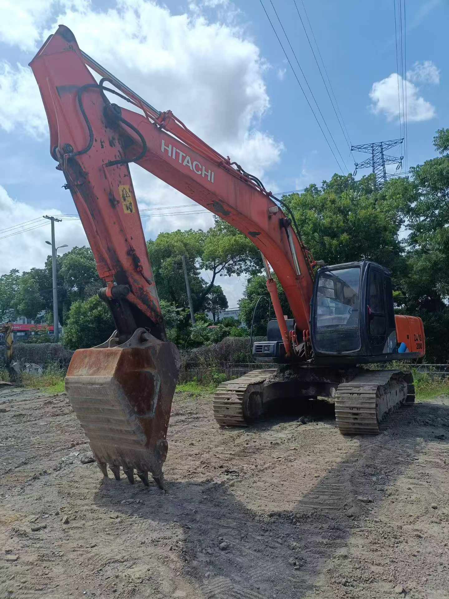 Купить Hitachi EX200-5 Подержанный Экскаватор