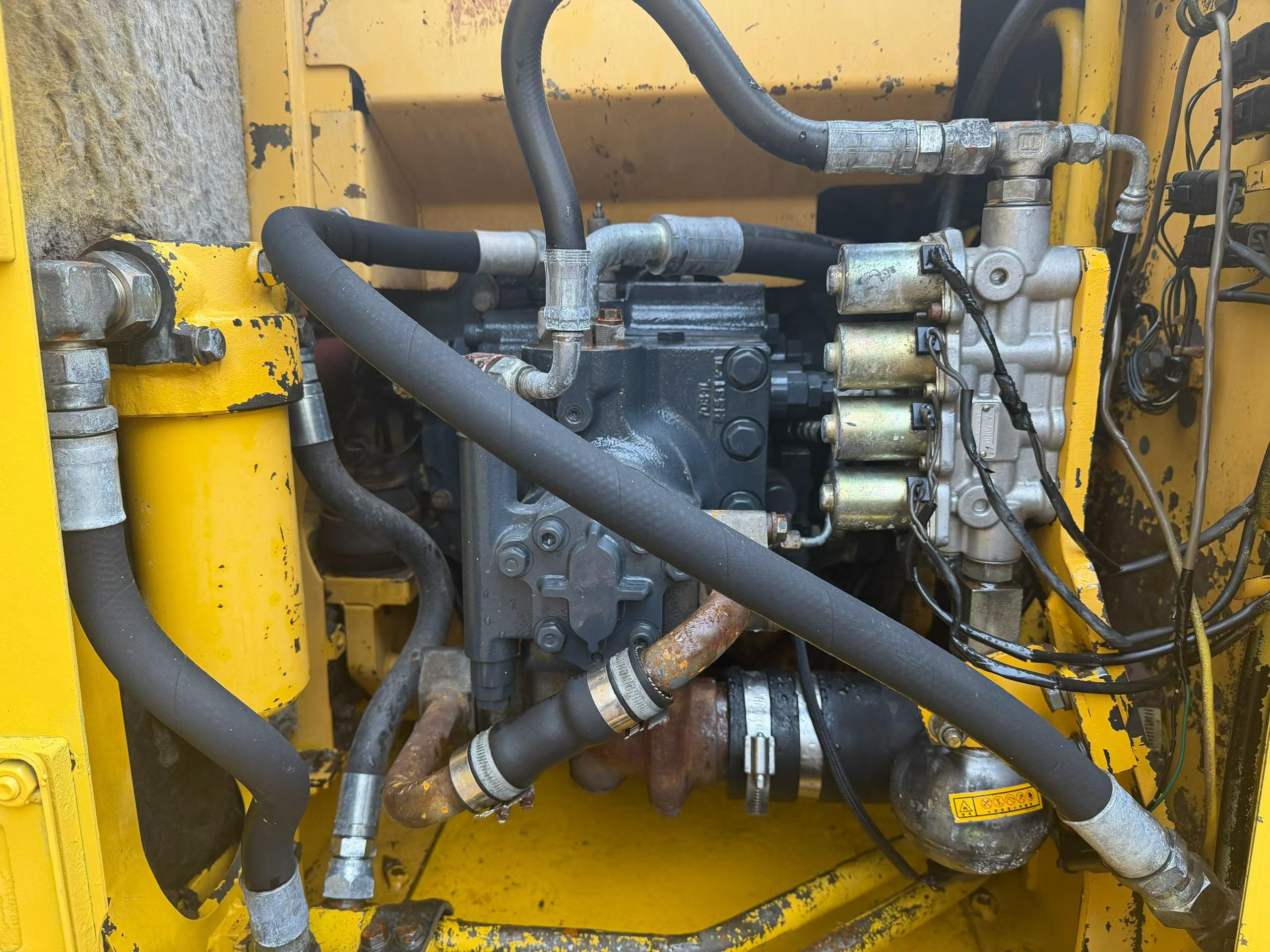 Купить Подержанный Экскаватор Komatsu PC120-6E / 5