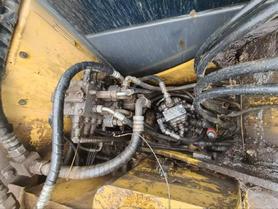 Buy Komatsu PC70-8 Used Excavator / 9 Buy Komatsu PC70-8 Used Excavator / 9