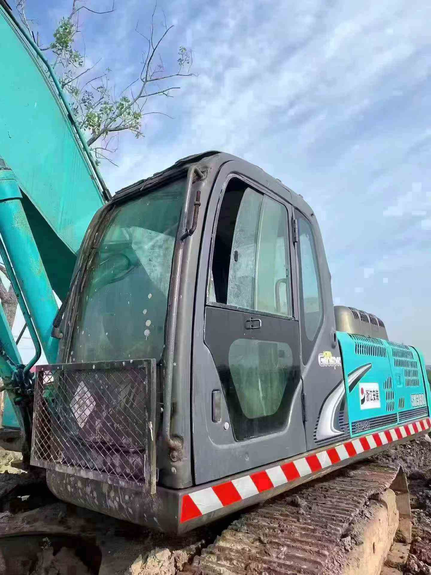 Buy Kobelco SK350-8 Used Excavator / 5