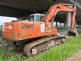Buy Hitachi EX230-6 Used Excavator / 3 Buy Hitachi EX230-6 Used Excavator / 3